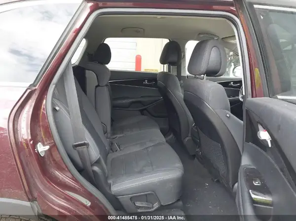5XYPG4A36GG126569 2016 KIA SORENTO - Image 8