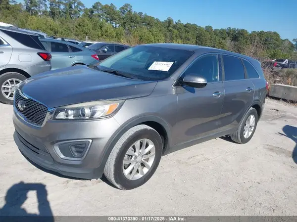 5XYPG4A36GG149804 2016 KIA SORENTO - Image 2