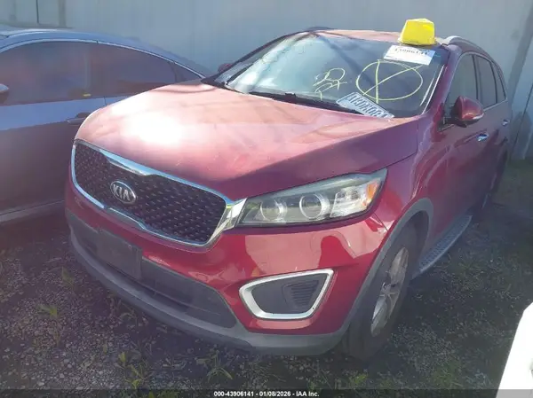 5XYPG4A36GG152895 2016 KIA SORENTO - Image 2