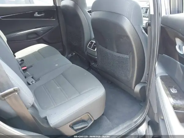 5XYPG4A36GG168711 2016 KIA SORENTO - Image 8