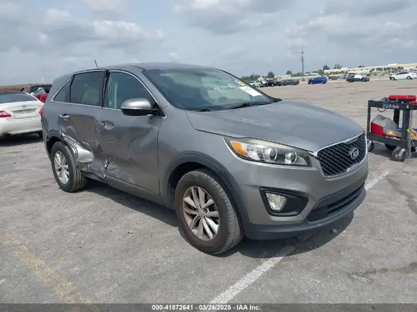 5XYPG4A36GG171527 2016 KIA SORENTO - Image 1