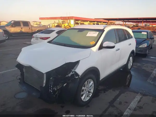 5XYPG4A36GG184813 2016 KIA SORENTO - Image 2