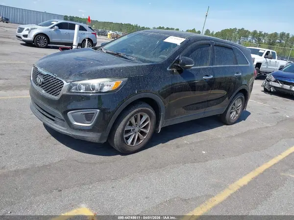 5XYPG4A36GG186674 2016 KIA SORENTO - Image 2