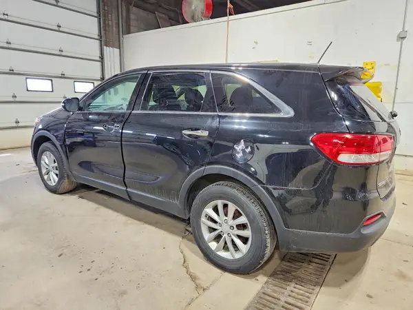 5XYPG4A36GG187243 2016 KIA SORENTO - Image 2
