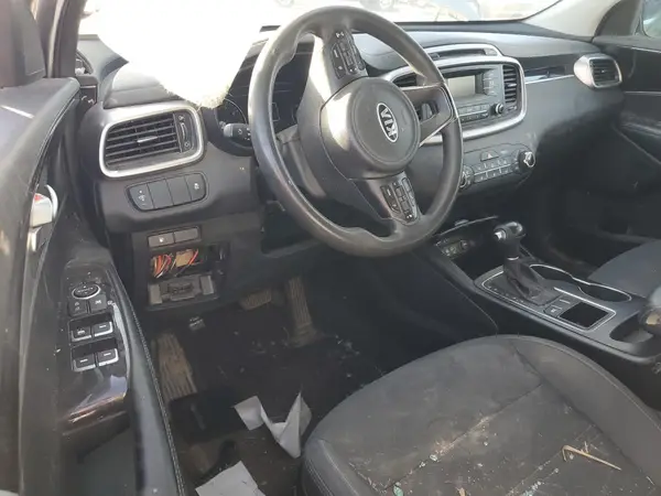 5XYPG4A36HG193545 2017 KIA SORENTO - Image 8