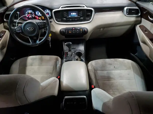 5XYPG4A36HG193741 2017 KIA SORENTO - Image 8