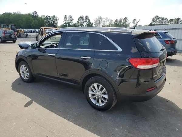 5XYPG4A36HG195070 2017 KIA SORENTO - Image 2