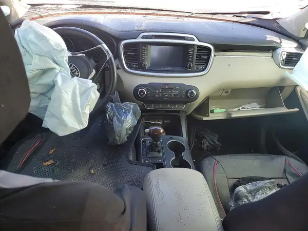 5XYPG4A36HG211297 2017 KIA SORENTO - Image 8