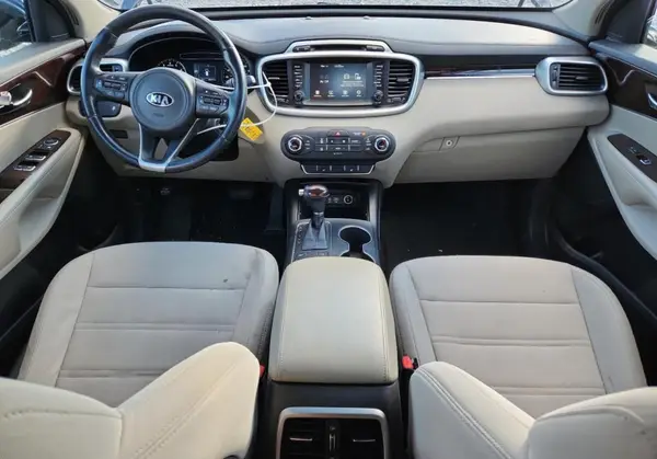 5XYPG4A36HG212918 2017 KIA SORENTO - Image 8