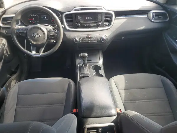 5XYPG4A36HG215298 2017 KIA SORENTO - Image 8