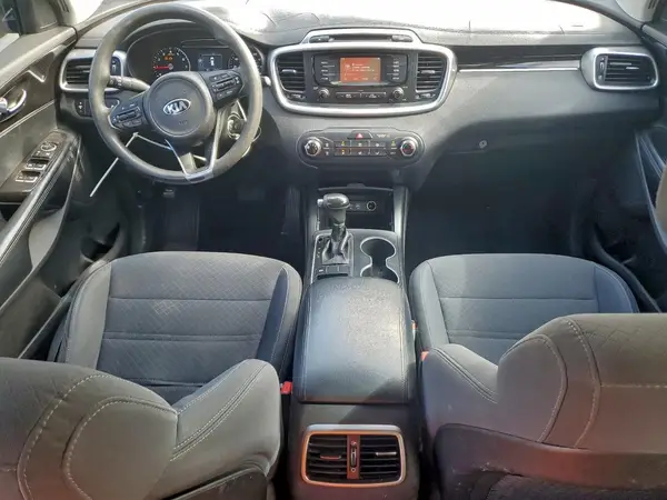 5XYPG4A36HG245837 2017 KIA SORENTO - Image 8