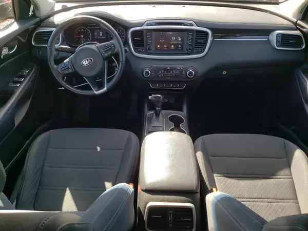 5XYPG4A36HG247300 2017 KIA SORENTO - Image 8