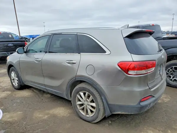 5XYPG4A36HG248365 2017 KIA SORENTO - Image 2