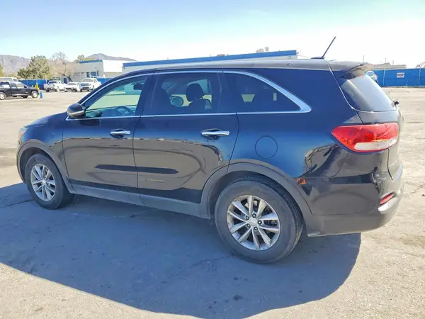 5XYPG4A36HG248558 2017 KIA SORENTO - Image 2