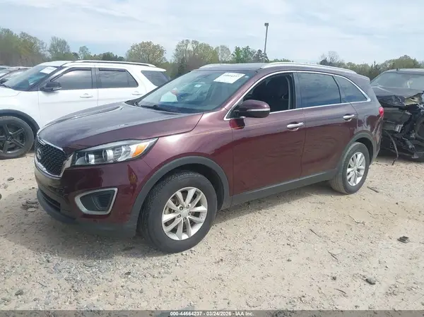 5XYPG4A36HG248639 2017 KIA SORENTO - Image 2