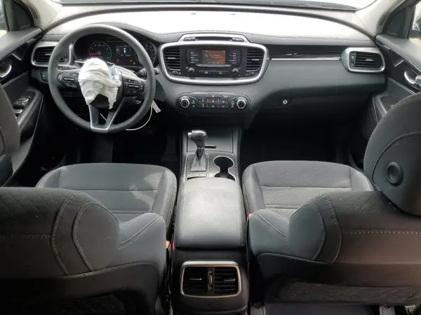 5XYPG4A36HG257938 2017 KIA SORENTO - Image 8