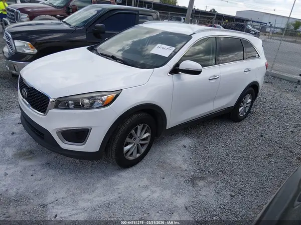 5XYPG4A36HG265280 2017 KIA SORENTO - Image 2
