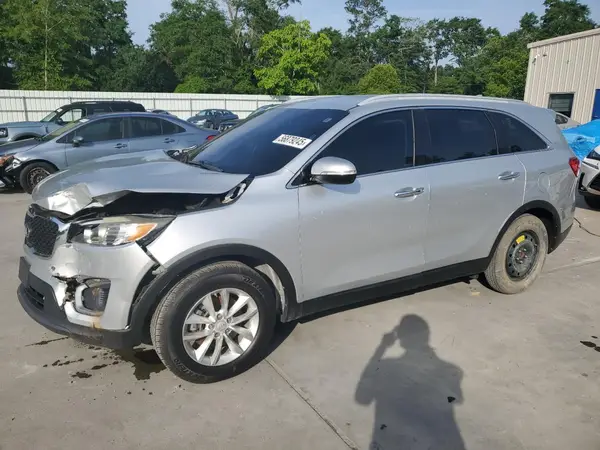5XYPG4A36HG267157 2017 KIA SORENTO - Image 1