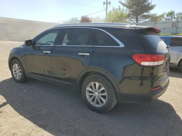 5XYPG4A36HG283875 2017 KIA SORENTO - Image 2
