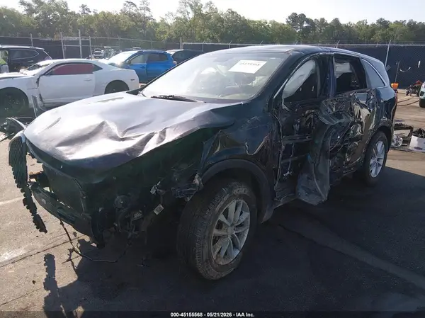 5XYPG4A36HG284508 2017 KIA SORENTO - Image 2