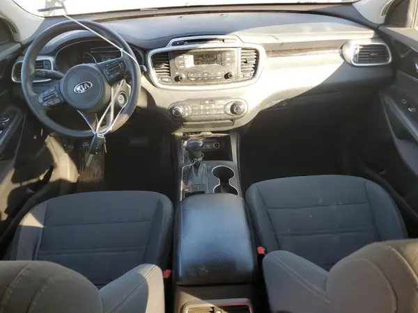 5XYPG4A36HG288316 2017 KIA SORENTO - Image 8