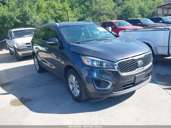 5XYPG4A36HG297310 2017 KIA SORENTO - Image 1