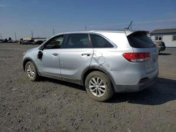 5XYPG4A36HG301565 2017 KIA SORENTO - Image 2