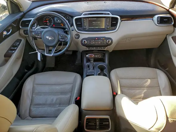 5XYPG4A36HG303316 2017 KIA SORENTO - Image 8