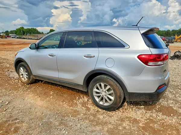 5XYPG4A36JG345068 2018 KIA SORENTO - Image 2