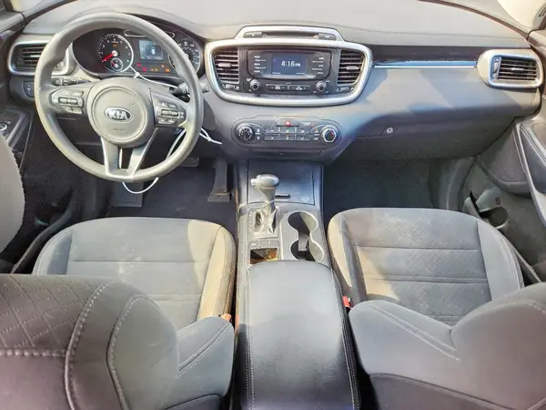 5XYPG4A36JG345068 2018 KIA SORENTO - Image 8