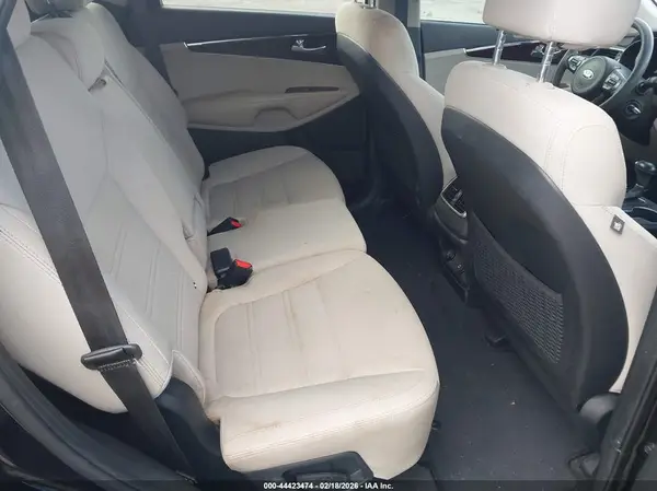 5XYPG4A36JG345426 2018 KIA SORENTO - Image 8
