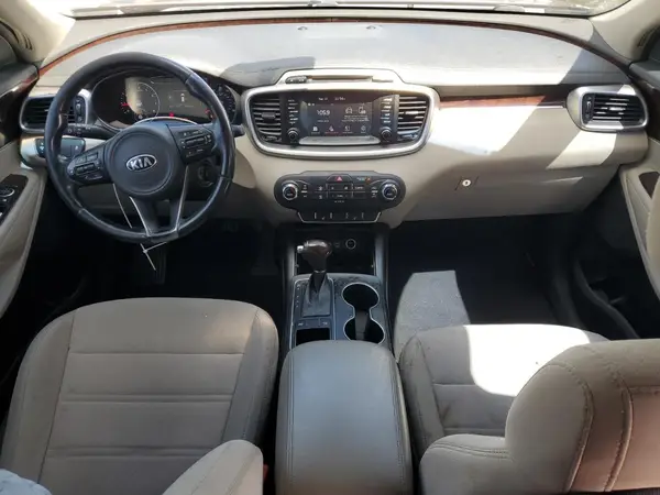 5XYPG4A36JG358368 2018 KIA SORENTO - Image 8