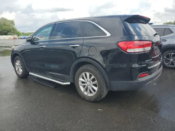 5XYPG4A36JG358676 2018 KIA SORENTO - Image 2