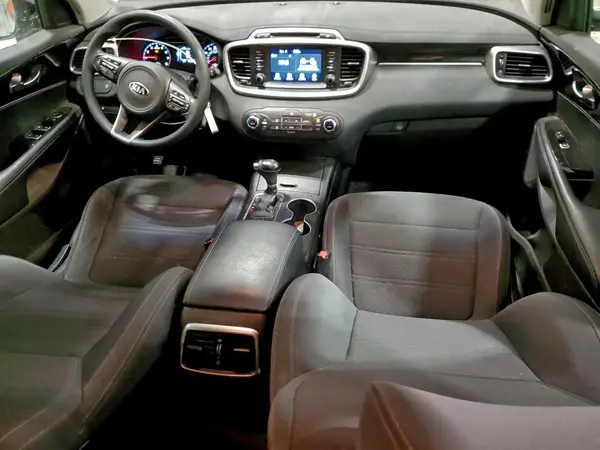 5XYPG4A36JG364767 2018 KIA SORENTO - Image 8