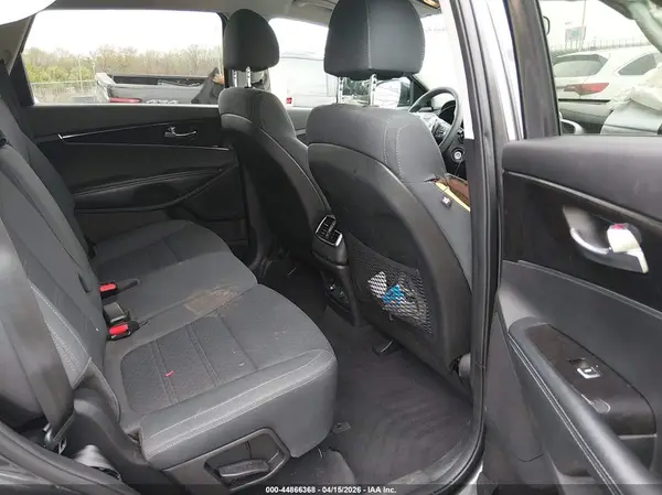 5XYPG4A36JG369435 2018 KIA SORENTO - Image 8