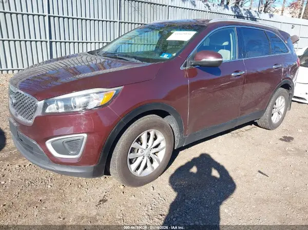 5XYPG4A36JG371217 2018 KIA SORENTO - Image 2