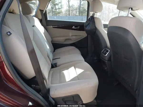 5XYPG4A36JG371217 2018 KIA SORENTO - Image 8