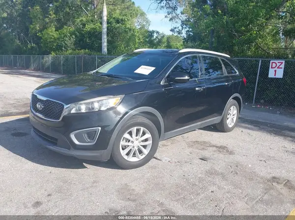 5XYPG4A36JG375414 2018 KIA SORENTO - Image 2