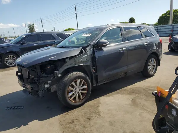 5XYPG4A36JG375655 2018 KIA SORENTO - Image 1