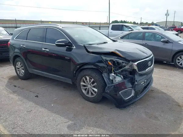 5XYPG4A36JG376871 2018 KIA SORENTO - Image 1