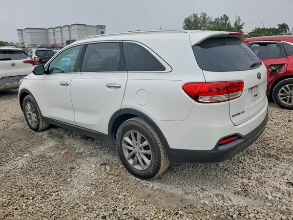 5XYPG4A36JG381830 2018 KIA SORENTO - Image 2