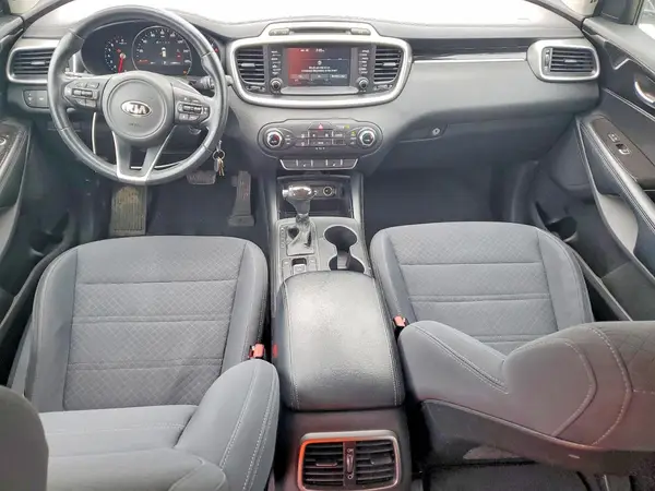 5XYPG4A36JG381830 2018 KIA SORENTO - Image 8