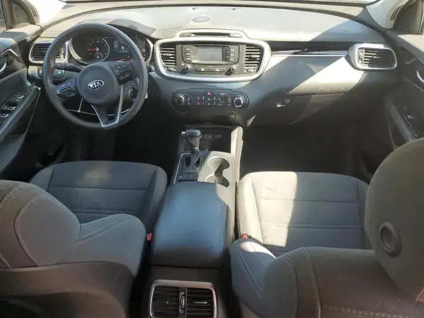 5XYPG4A36JG386381 2018 KIA SORENTO - Image 8