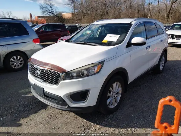 5XYPG4A36JG387336 2018 KIA SORENTO - Image 2