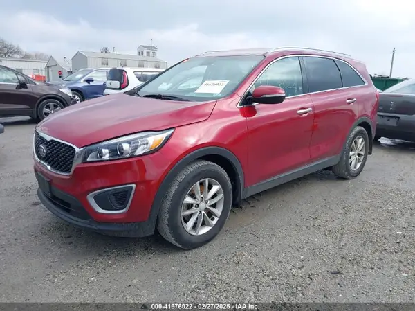 5XYPG4A36JG387725 2018 KIA SORENTO - Image 2