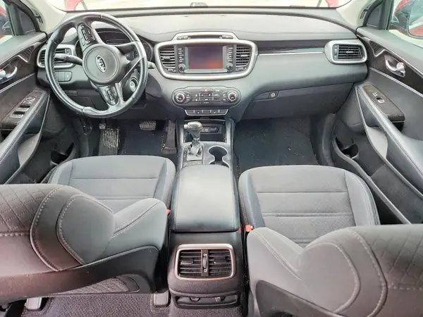 5XYPG4A36JG390611 2018 KIA SORENTO - Image 8