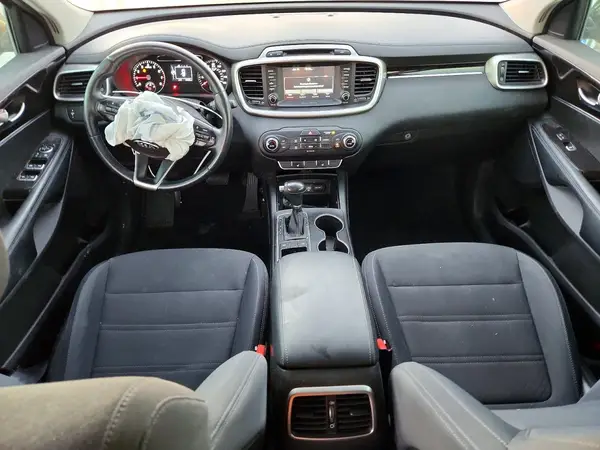 5XYPG4A36JG417810 2018 KIA SORENTO - Image 8