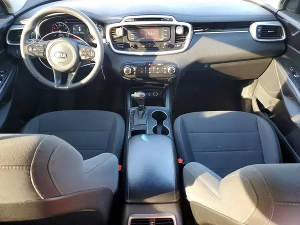 5XYPG4A36JG425549 2018 KIA SORENTO - Image 8