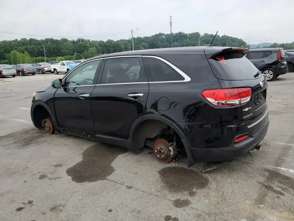 5XYPG4A36JG426880 2018 KIA SORENTO - Image 2