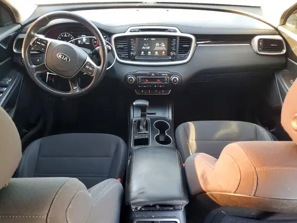 5XYPG4A36KG434222 2019 KIA SORENTO - Image 8
